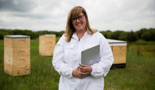 How is Manuka Honey made